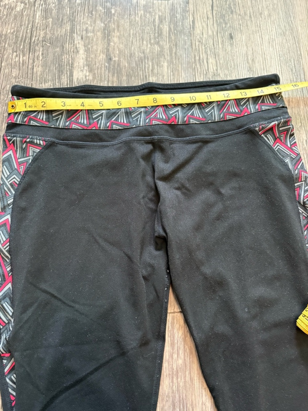 Fabletics workout capris - Picture 6 of 8